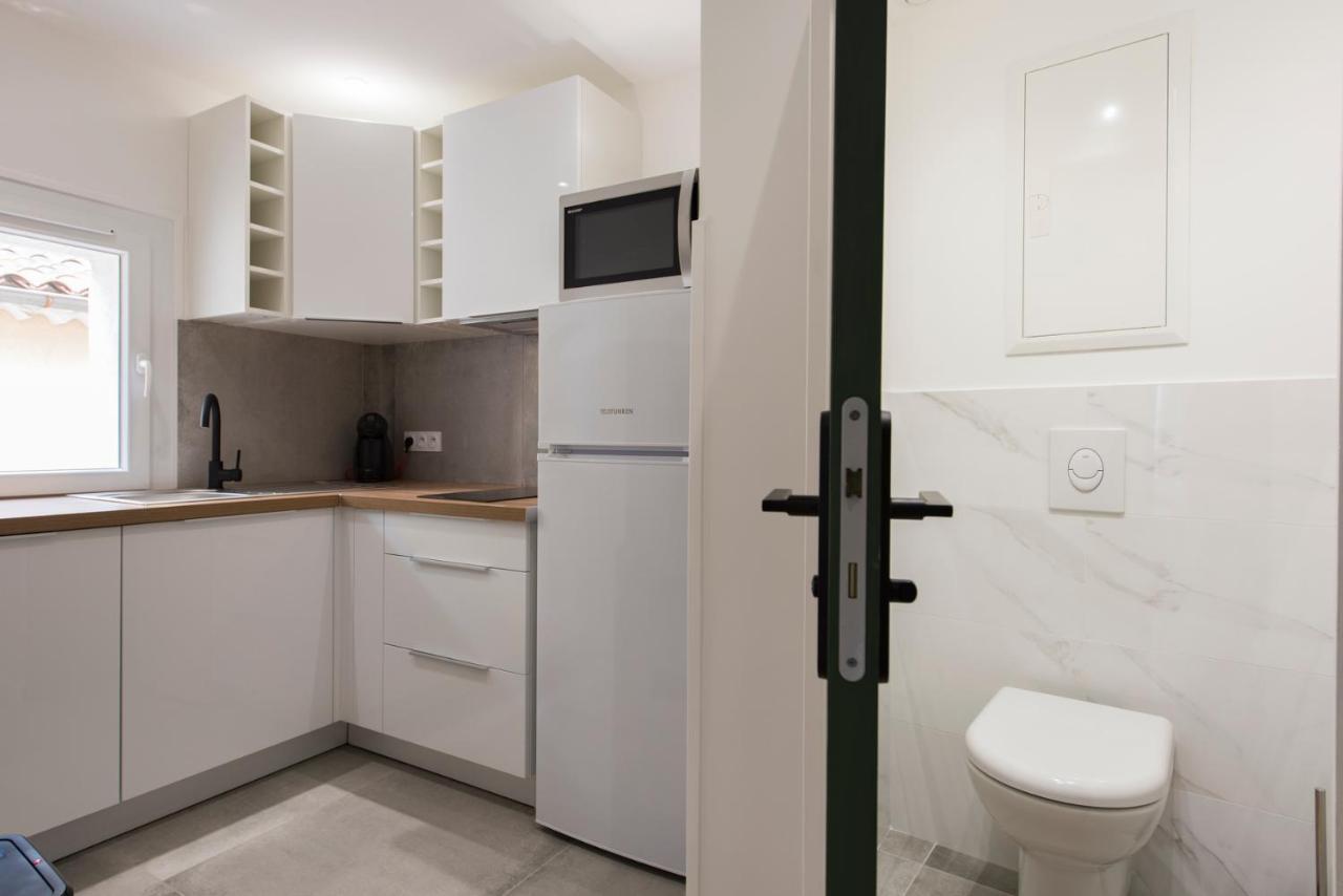 Appartement 2 Neuf Sur Le Port A Cote De La Plage Saint-Raphaël Екстериор снимка
